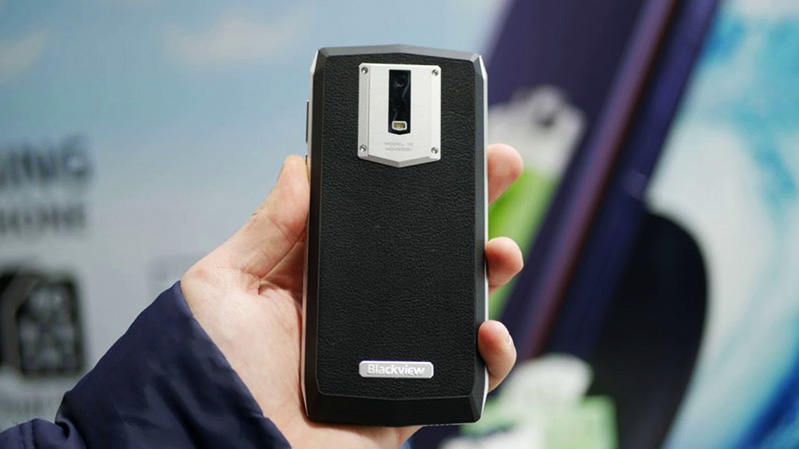 blackview p10000 pro mặt sau