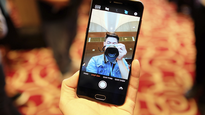 tren tay Bphone 2017 vua ra mat hom nay hinh anh 3